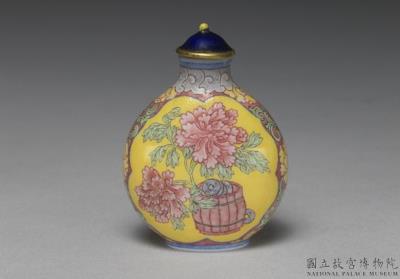 图片[2]-Glass-body painted enamel snuff bottle with a floral design, Qing dynasty, Qianlong reign (1736-1795)-China Archive